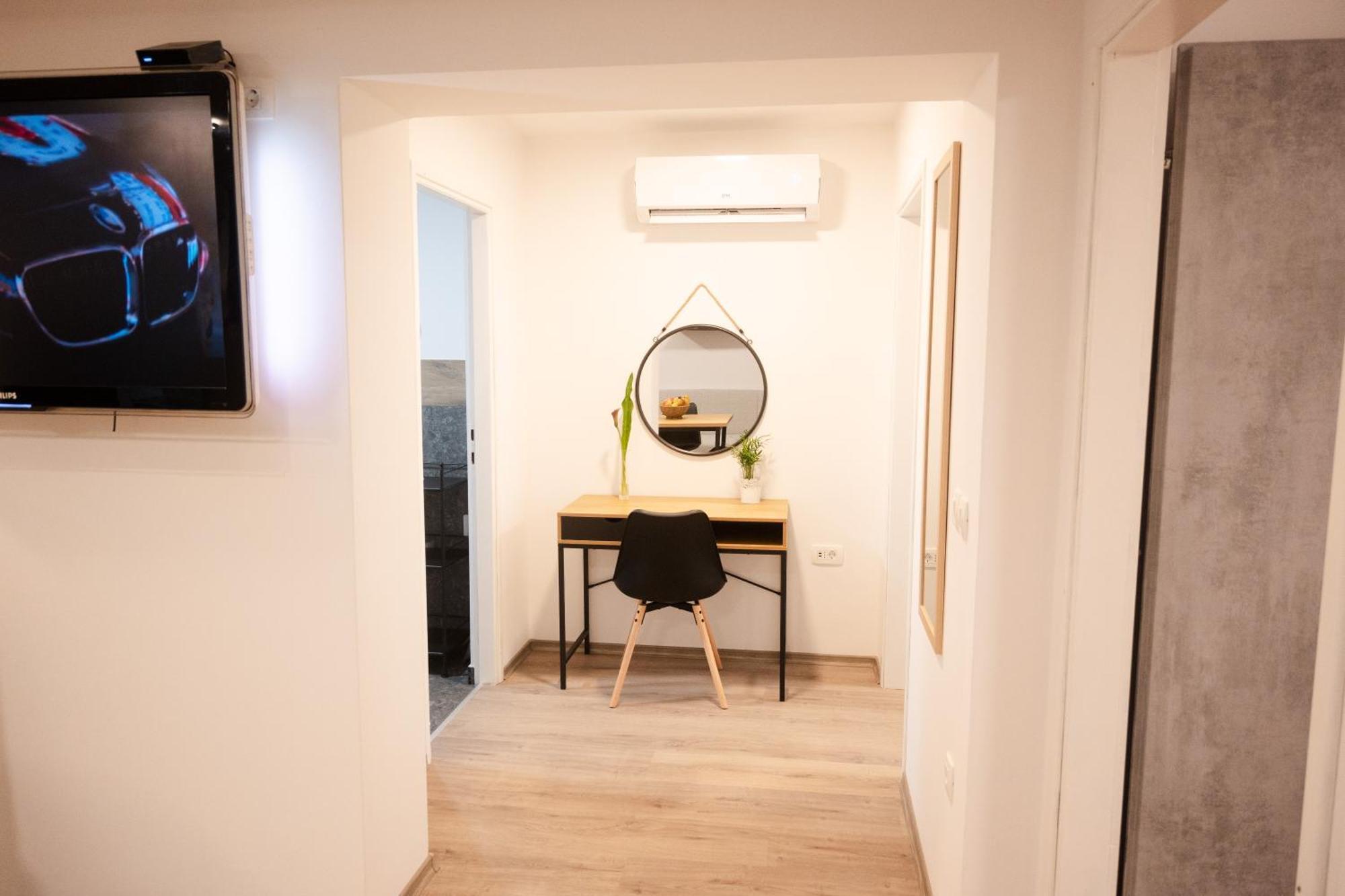 La Bora Apartment Изола Екстериор снимка