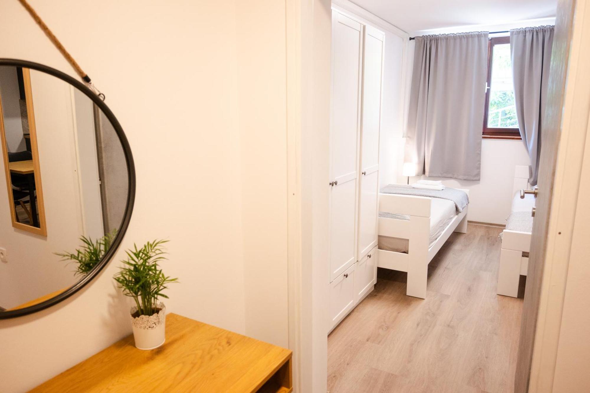 La Bora Apartment Изола Екстериор снимка